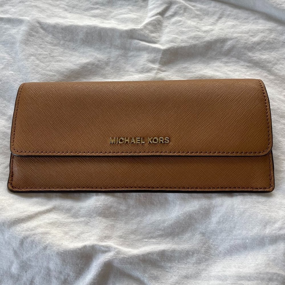 Michael Kors Leather Jet Set Travel Wallet Brown / Caramel